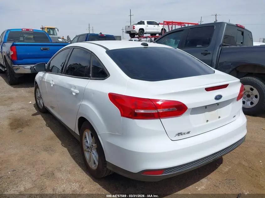 2016 FORD FOCUS SE