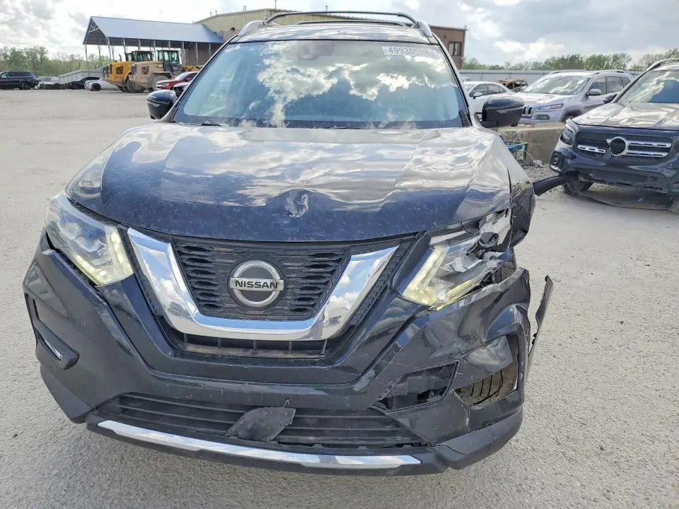 2018 NISSAN ROGUE SL  