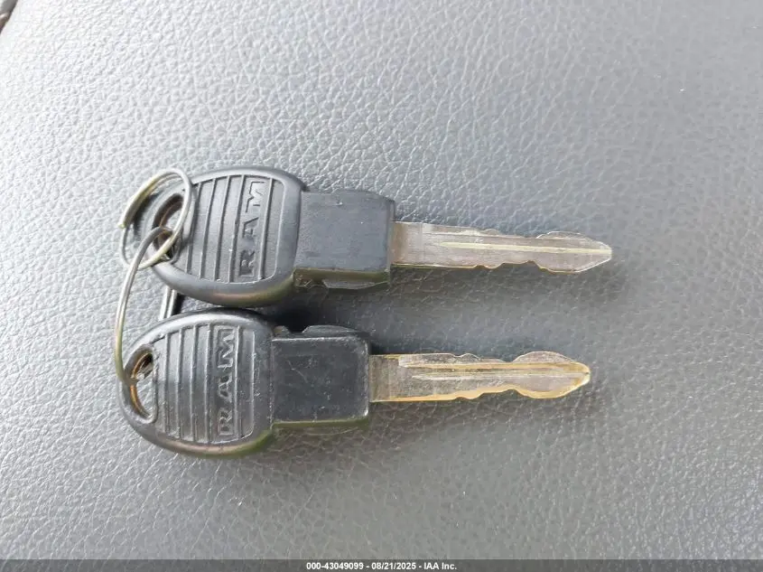 2018 RAM 1500 TRADESMAN  4X2 8' BOX