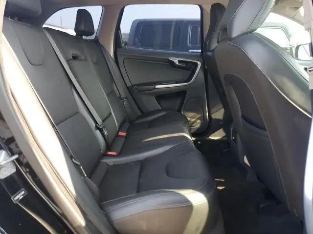 2015 VOLVO XC60 T5  