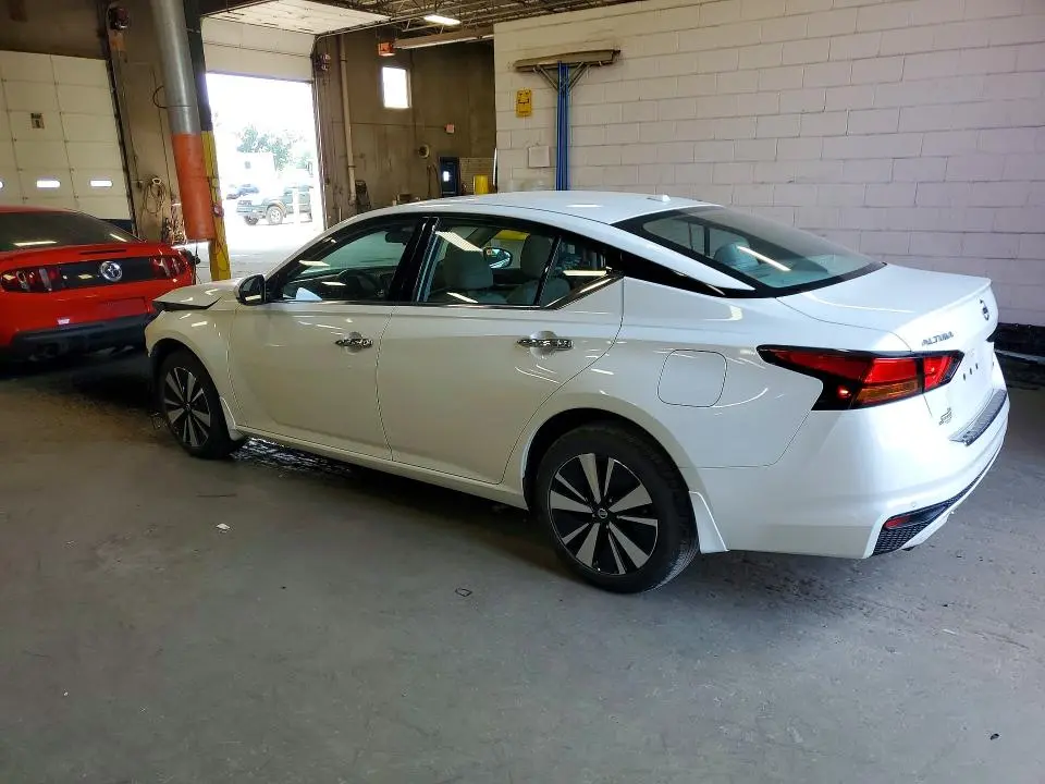2021 NISSAN ALTIMA SL  