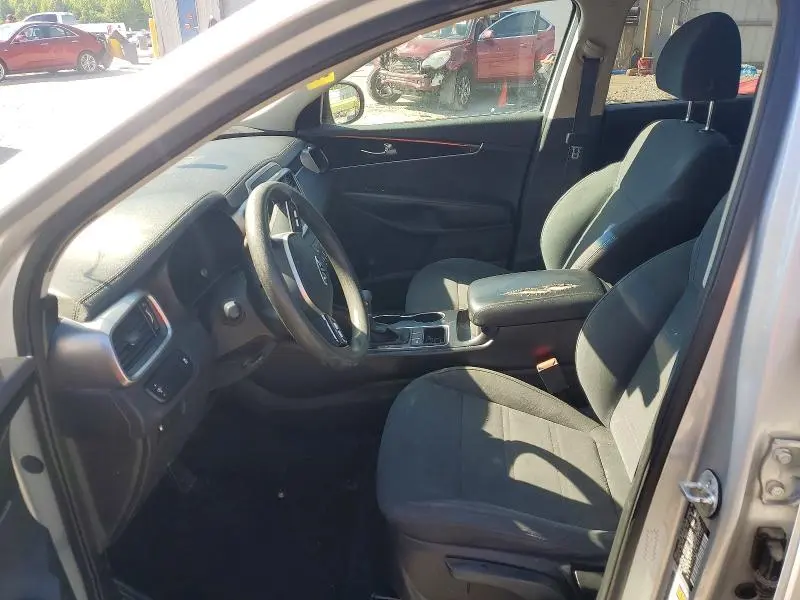 2020 KIA SORENTO S  