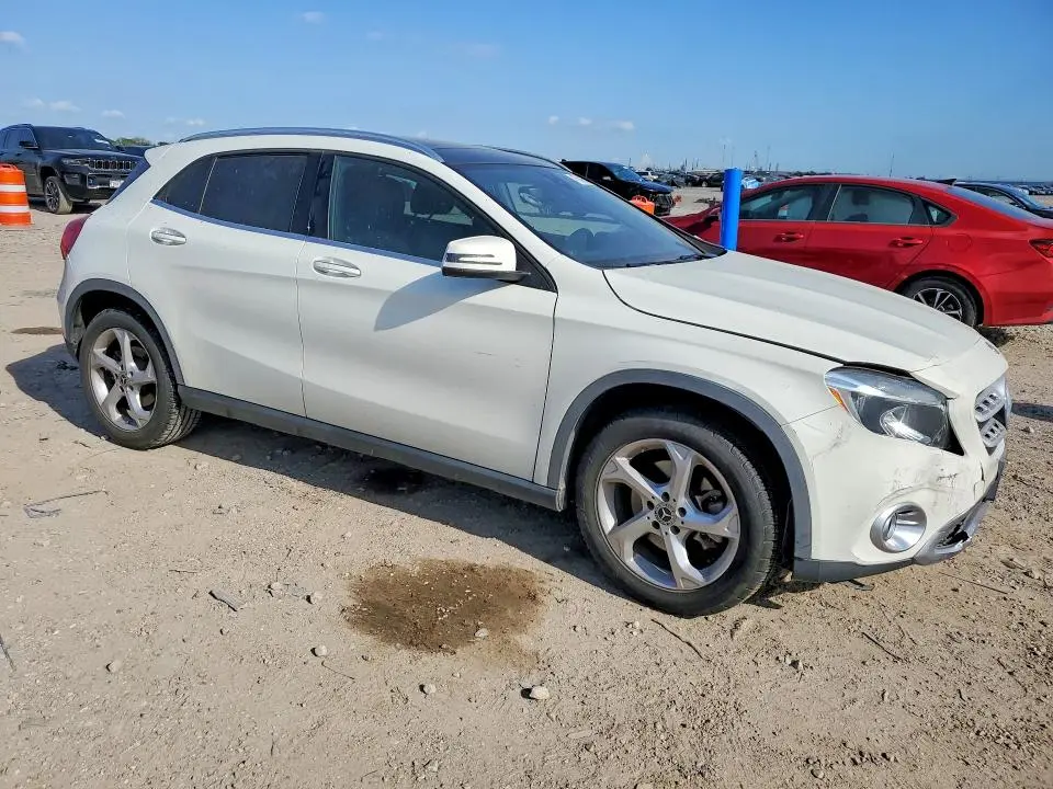 2018 MERCEDES-BENZ GLA 250 4MATIC  