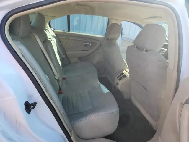 2017 FORD TAURUS SE  