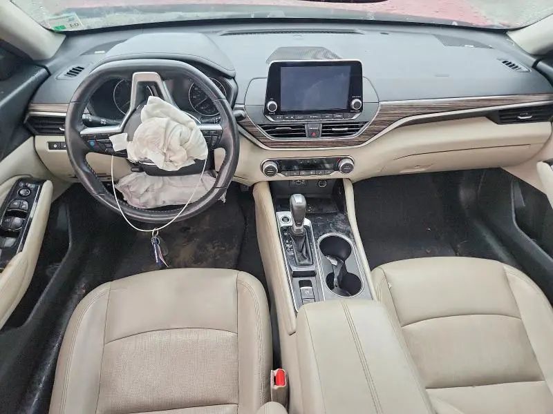 2020 NISSAN ALTIMA SL  