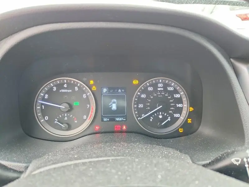 2017 HYUNDAI TUCSON SE  