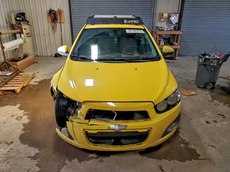 2016 CHEVROLET SONIC LT  