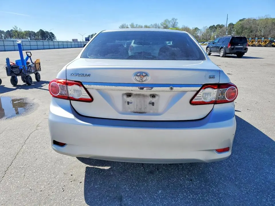 2013 TOYOTA COROLLA LE  