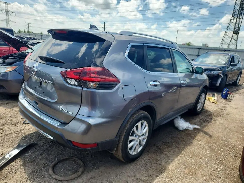 2018 NISSAN ROGUE SV  