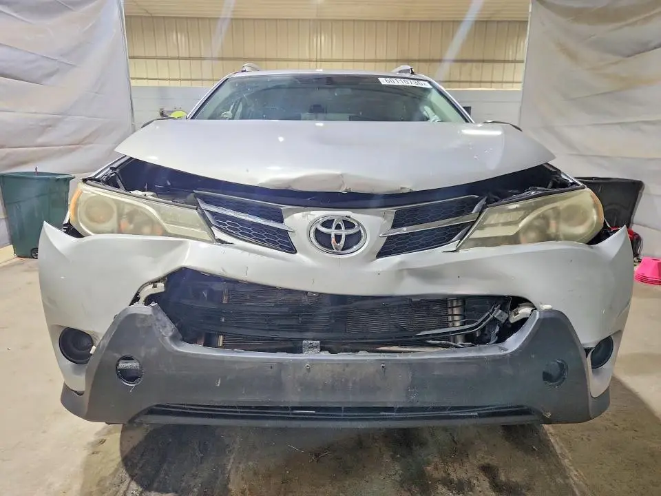 2013 TOYOTA RAV4 LE  