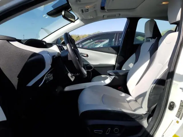 2016 TOYOTA PRIUS   