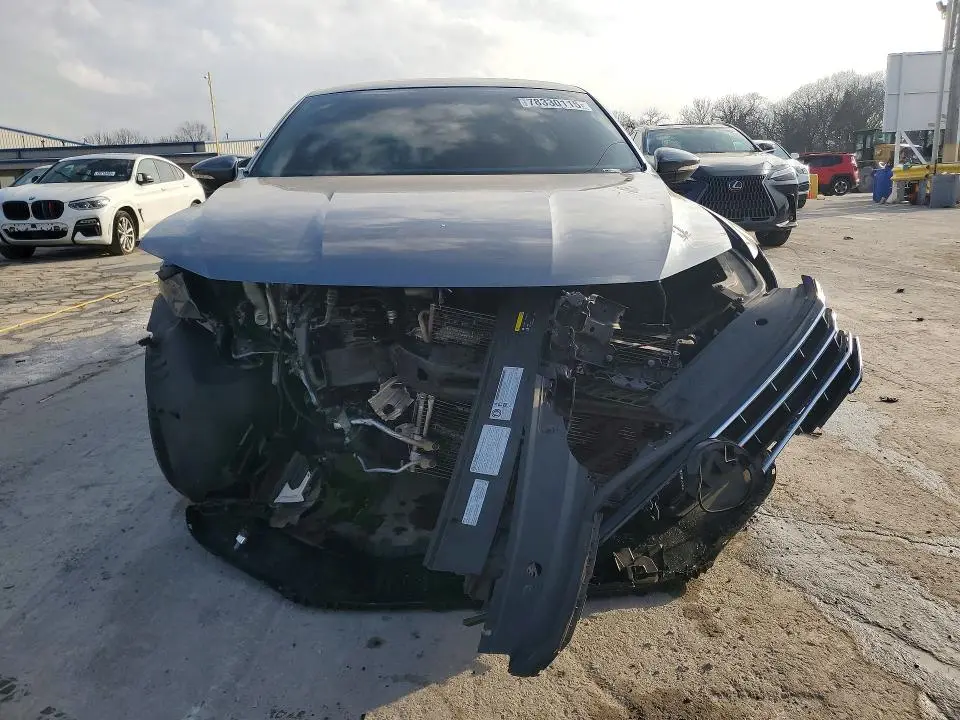 2016 VOLKSWAGEN PASSAT S  