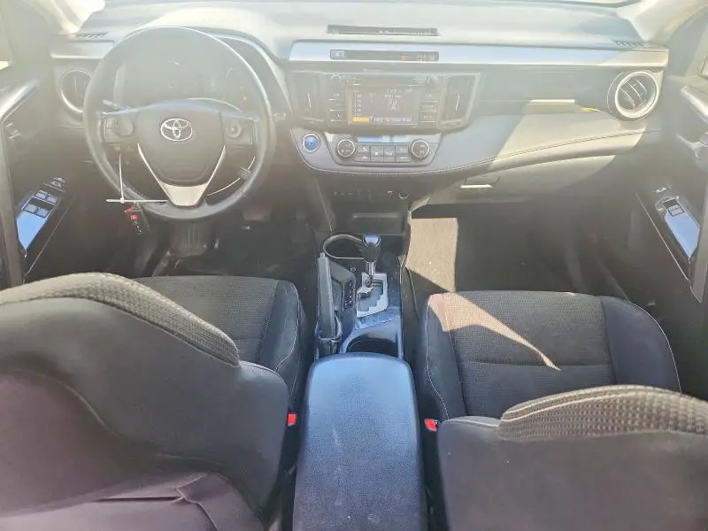 2018 TOYOTA RAV4 HV LE  