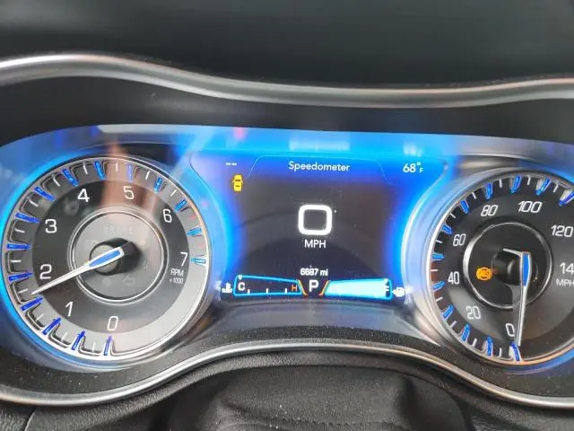 2023 CHRYSLER 300 TOURING  