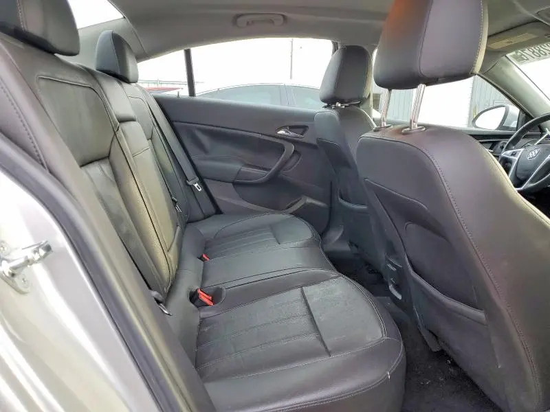 2011 BUICK REGAL CXL  