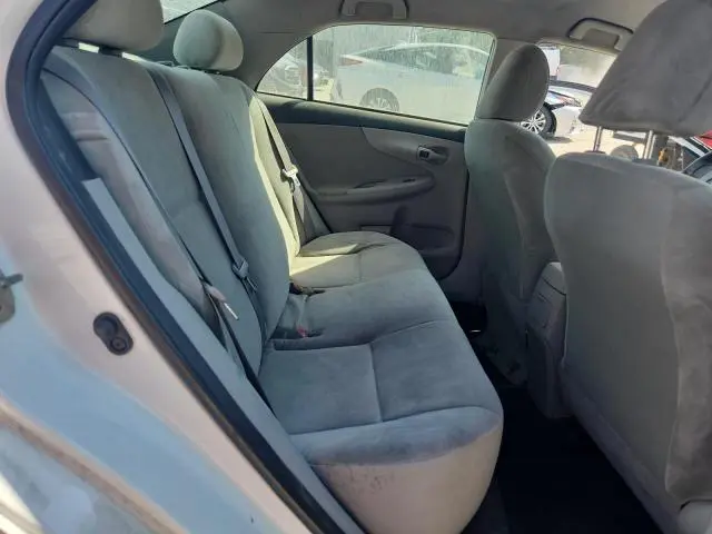 2013 TOYOTA COROLLA BASE  