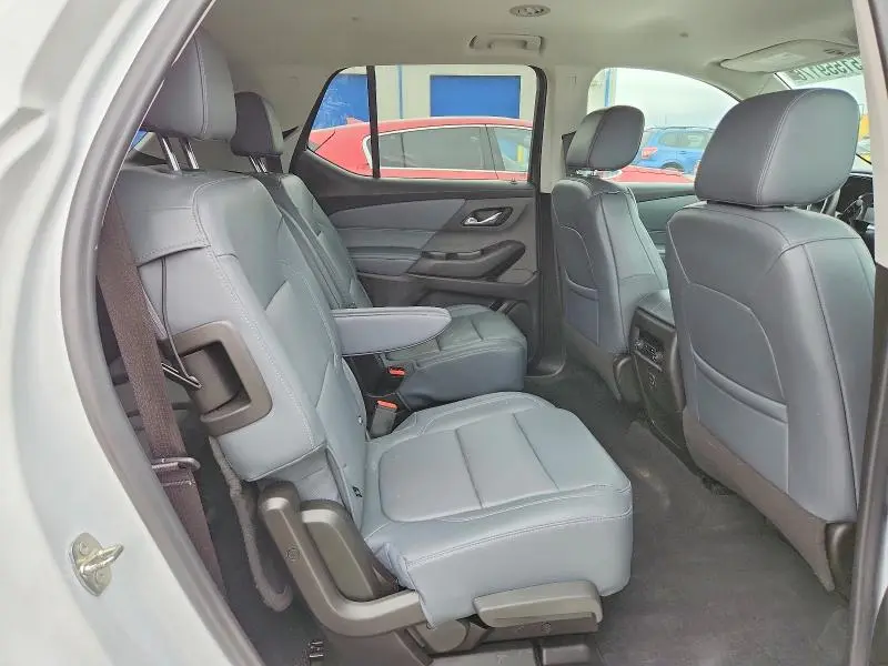 2021 CHEVROLET TRAVERSE LT  