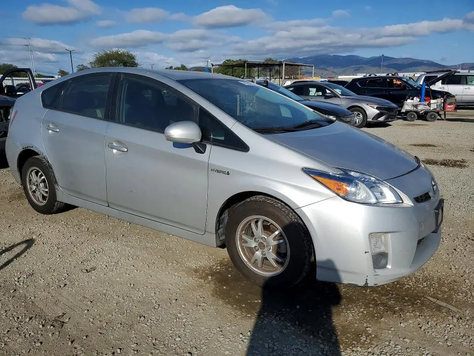 2010 TOYOTA PRIUS II  