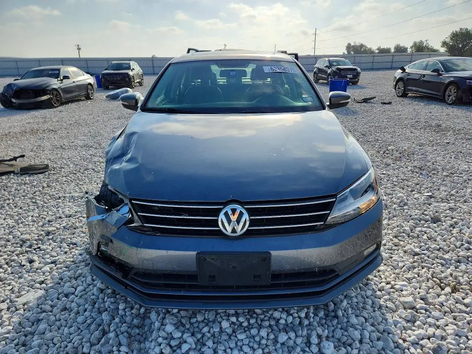 2015 VOLKSWAGEN JETTA SE  