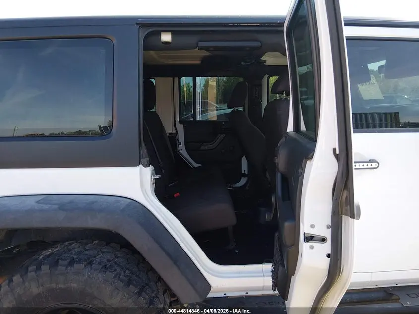 2017 JEEP WRANGLER UNLIMITED SPORT 4X4
