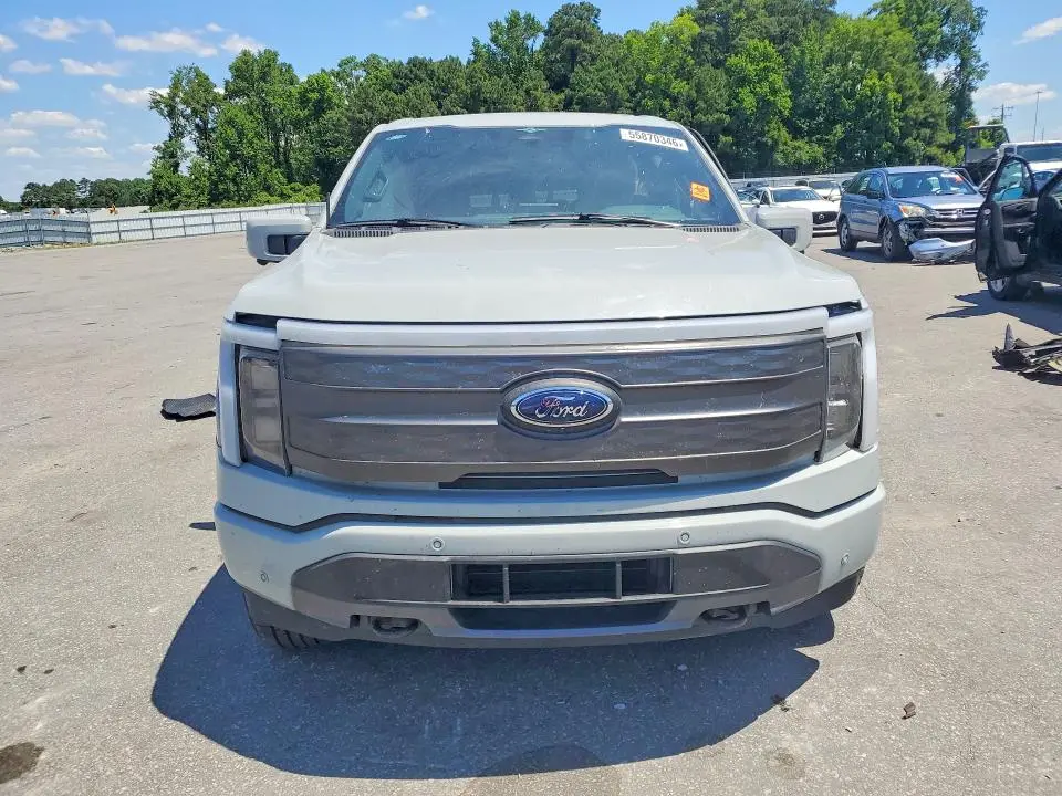 2023 FORD F150 LIGHTNING PRO  