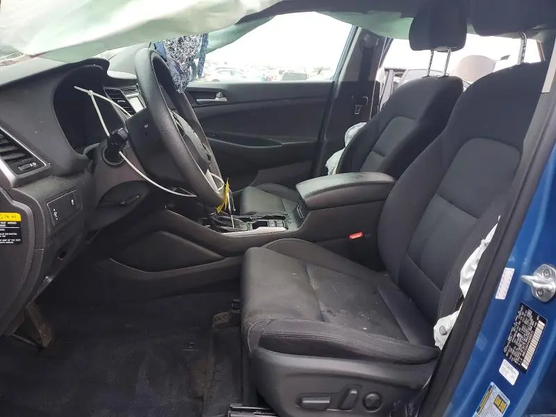 2017 HYUNDAI TUCSON SE  