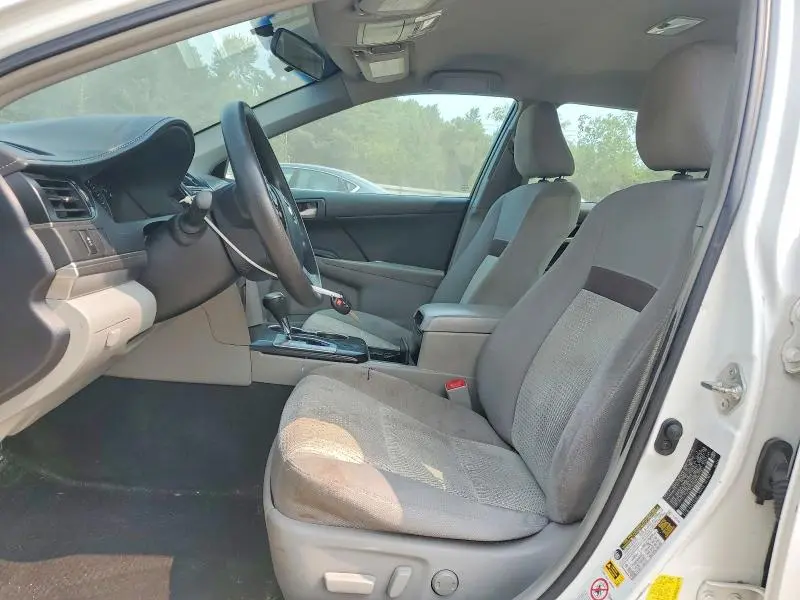2013 TOYOTA CAMRY LE  
