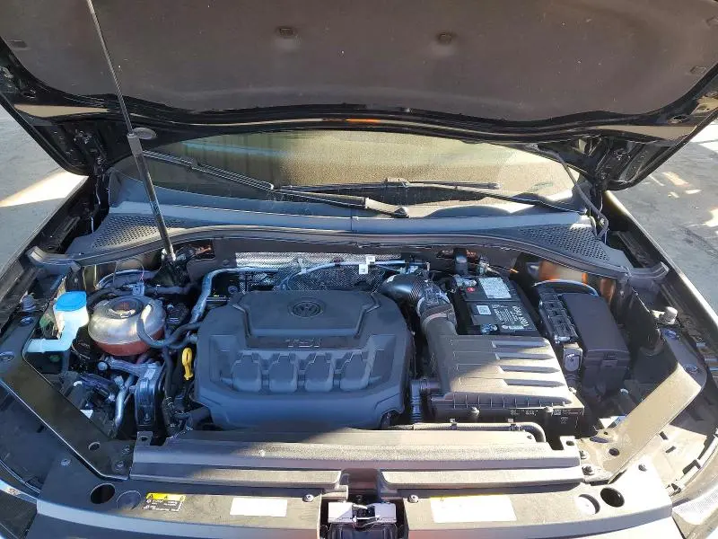 2022 VOLKSWAGEN TIGUAN SE R-LINE BLACK  