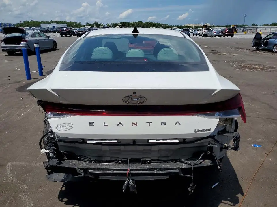 2021 HYUNDAI ELANTRA LIMITED  