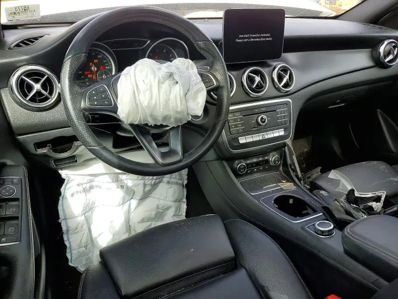 2020 MERCEDES-BENZ GLA 250  