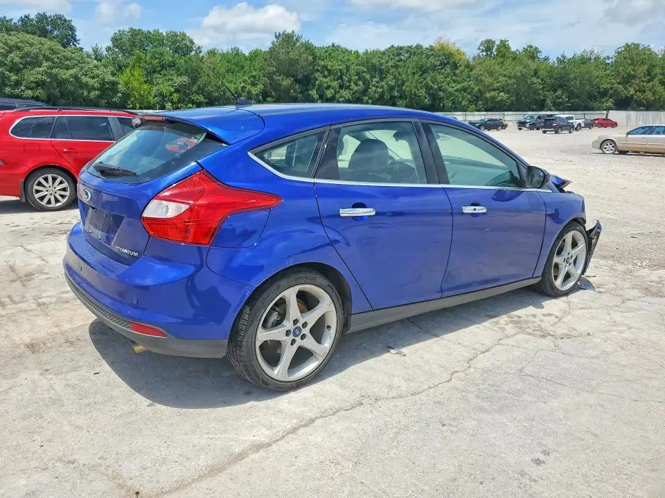 2012 FORD FOCUS TITANIUM  