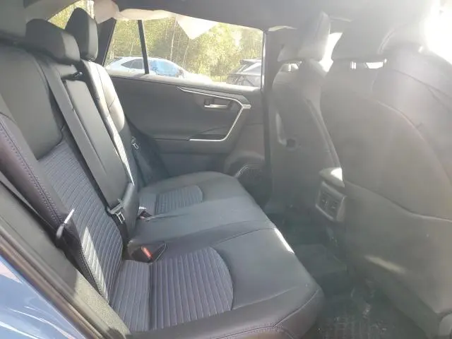 2025 TOYOTA RAV4 XSE  