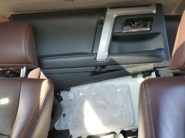 2018 TOYOTA 4RUNNER SR5/SR5 PREMIUM  