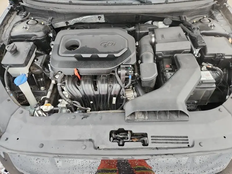 2019 HYUNDAI SONATA SE  