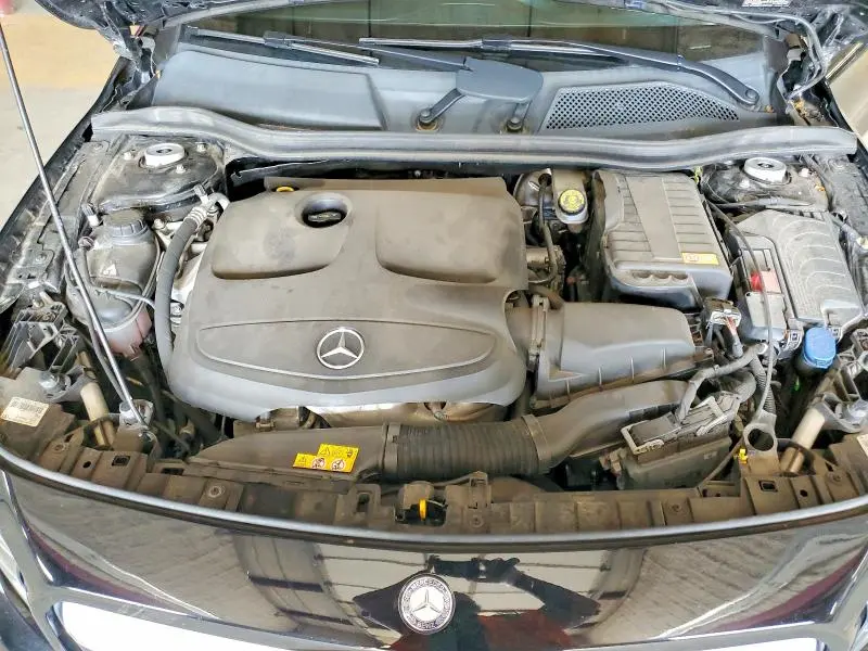 2015 MERCEDES-BENZ GLA 250 4MATIC  
