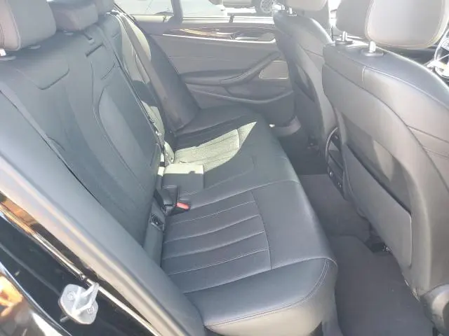 2021 BMW 530 I  