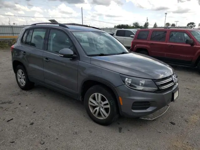 2016 VOLKSWAGEN TIGUAN S  