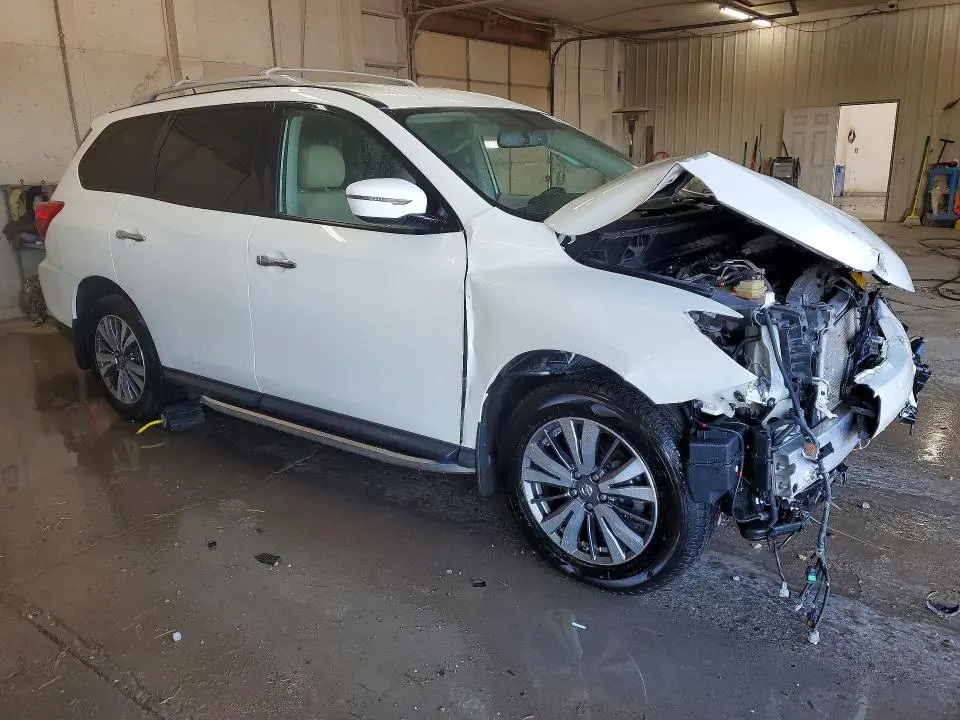 2018 NISSAN PATHFINDER S  