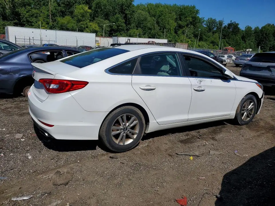 2015 HYUNDAI SONATA SE  