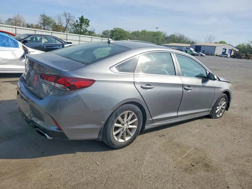 2018 HYUNDAI SONATA SE  