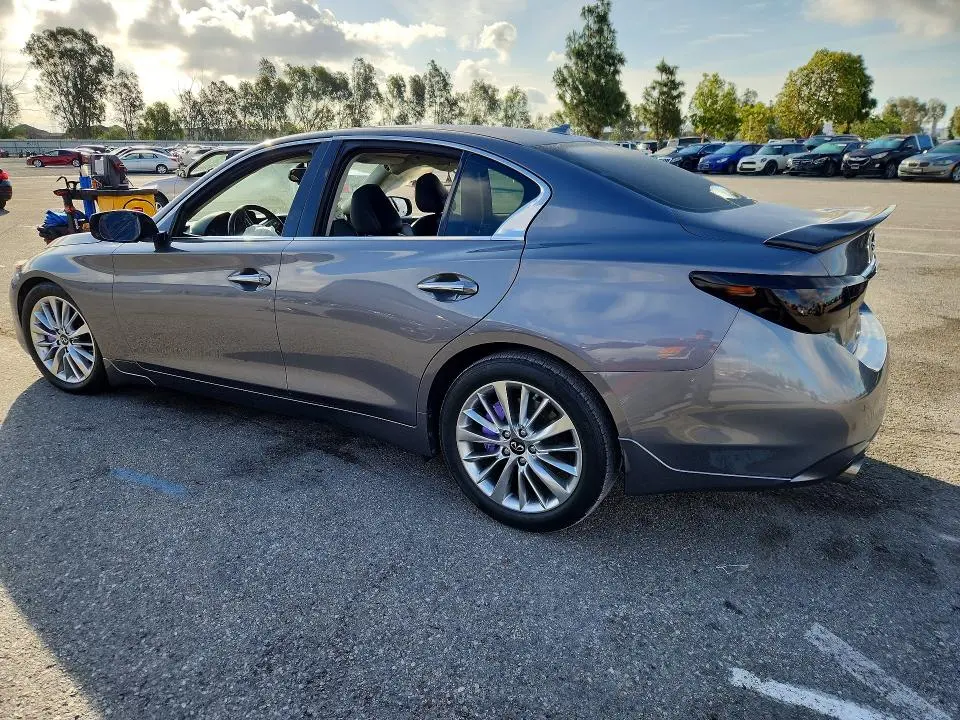 2021 INFINITI Q50 LUXE  