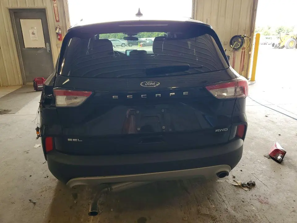 2022 FORD ESCAPE SEL  