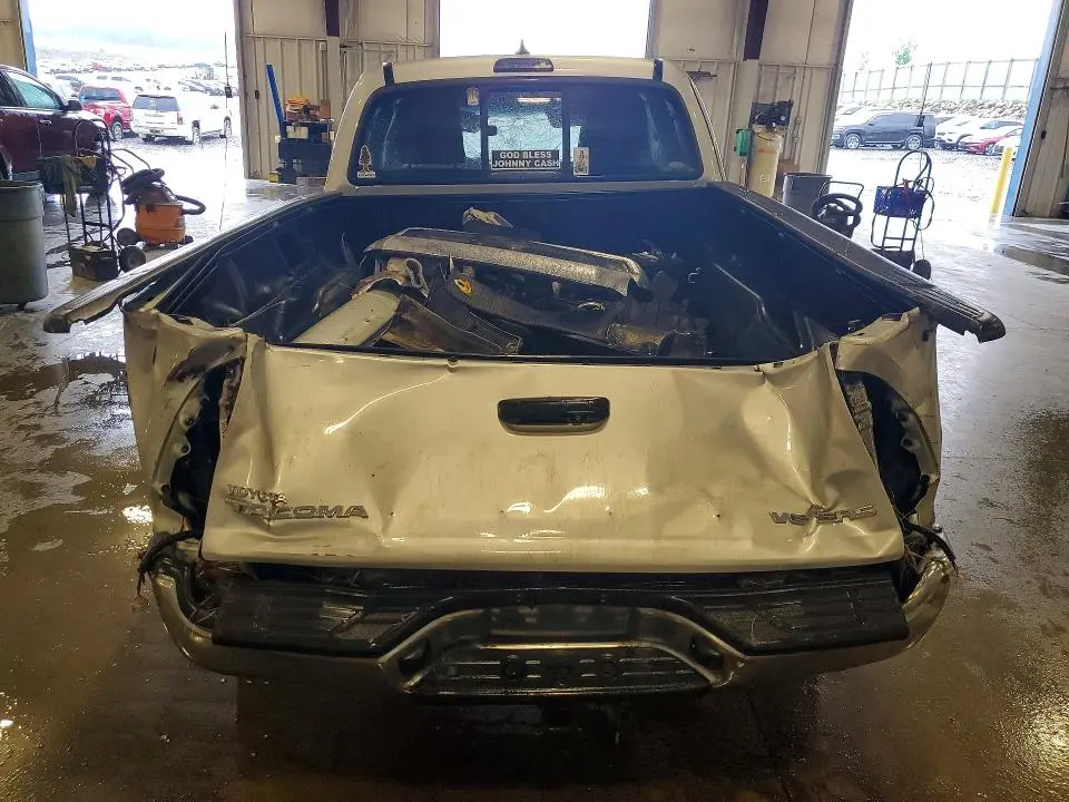 2012 TOYOTA TACOMA V6  