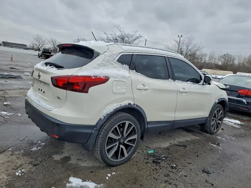 2017 NISSAN ROGUE SPORT S  