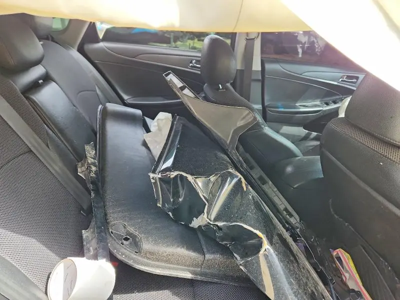 2011 HYUNDAI SONATA SE  