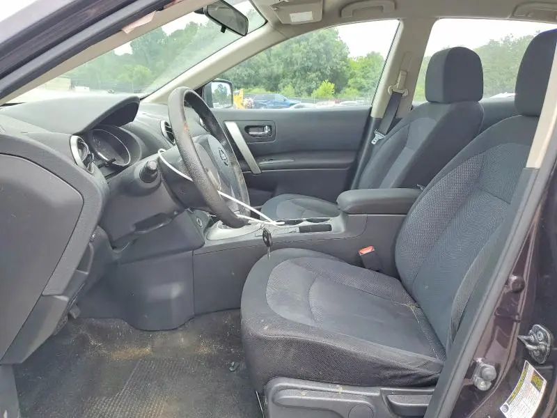 2013 NISSAN ROGUE S  