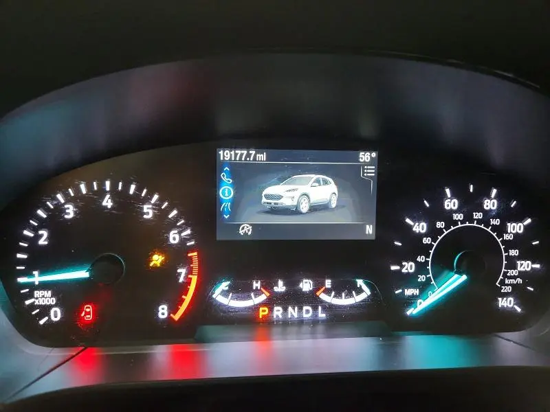 2021 FORD ESCAPE SE  