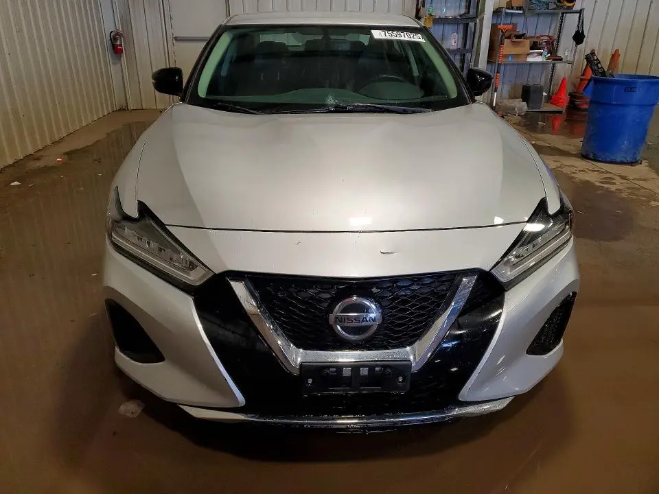 2019 NISSAN MAXIMA S  