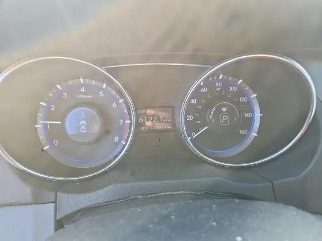 2011 HYUNDAI SONATA GLS  