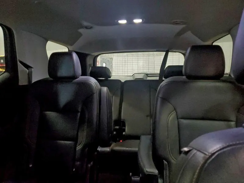 2021 CHEVROLET TRAVERSE LT  